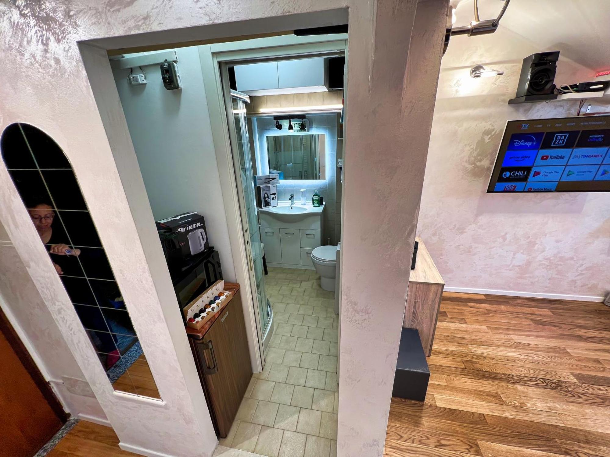 Apartment Taxi No-need - Metro, Train Station, Nightlife And Restaurants *