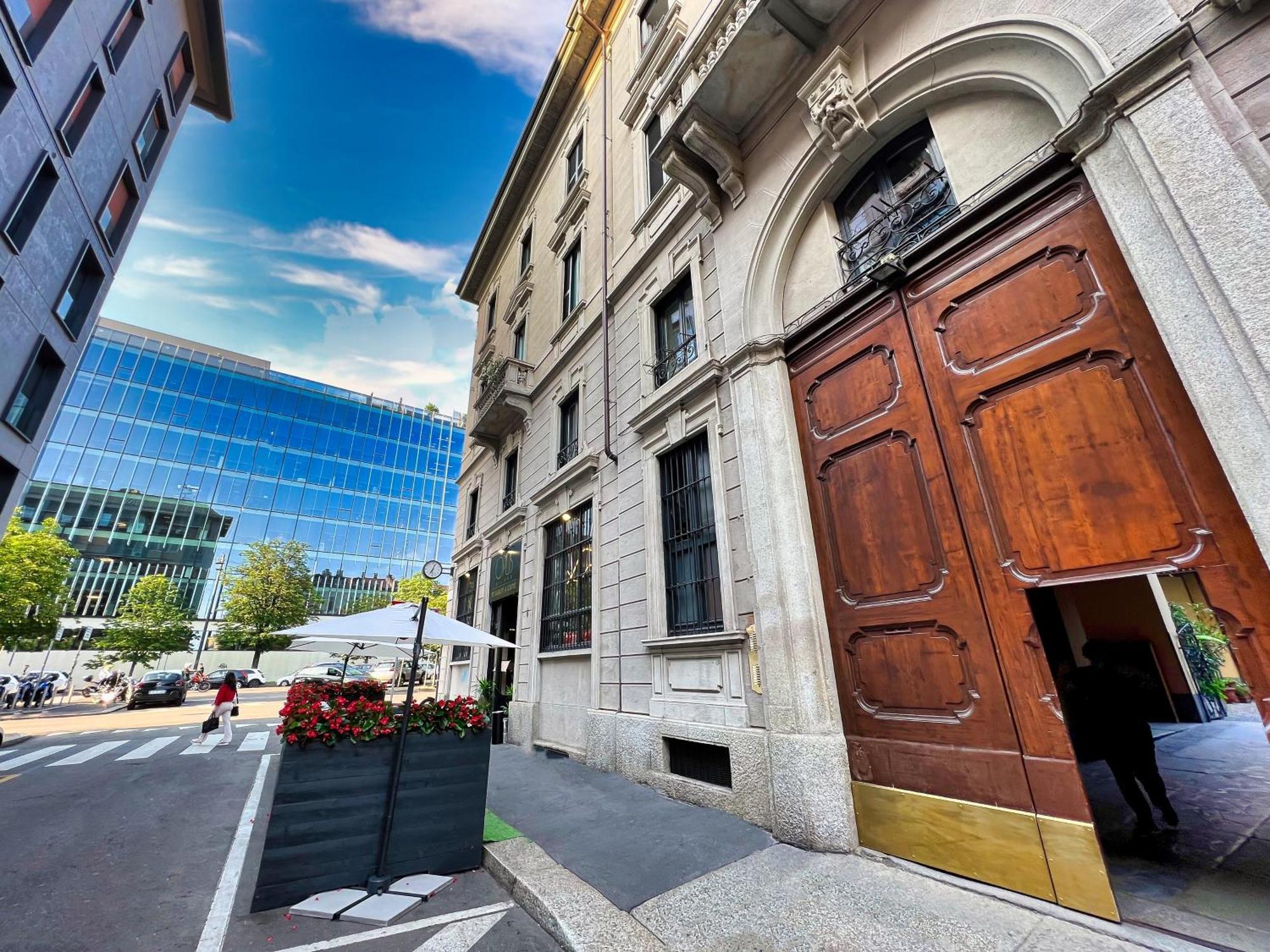Taxi No-need - Metro, Train Station, Nightlife And Restaurants Apartment *