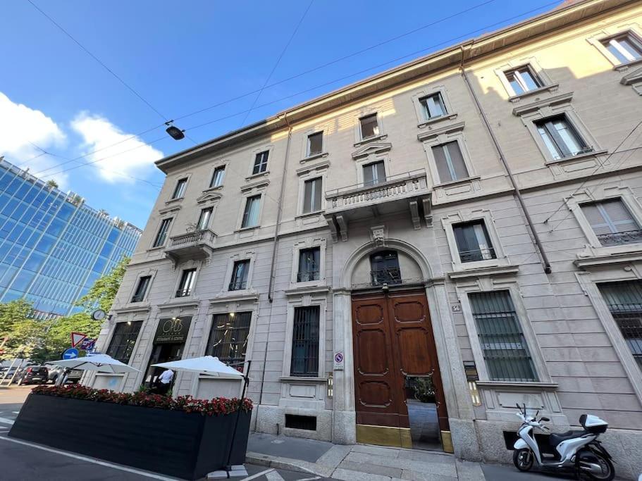 Taxi No-need - Metro, Train Station, Nightlife And Restaurants Apartment
