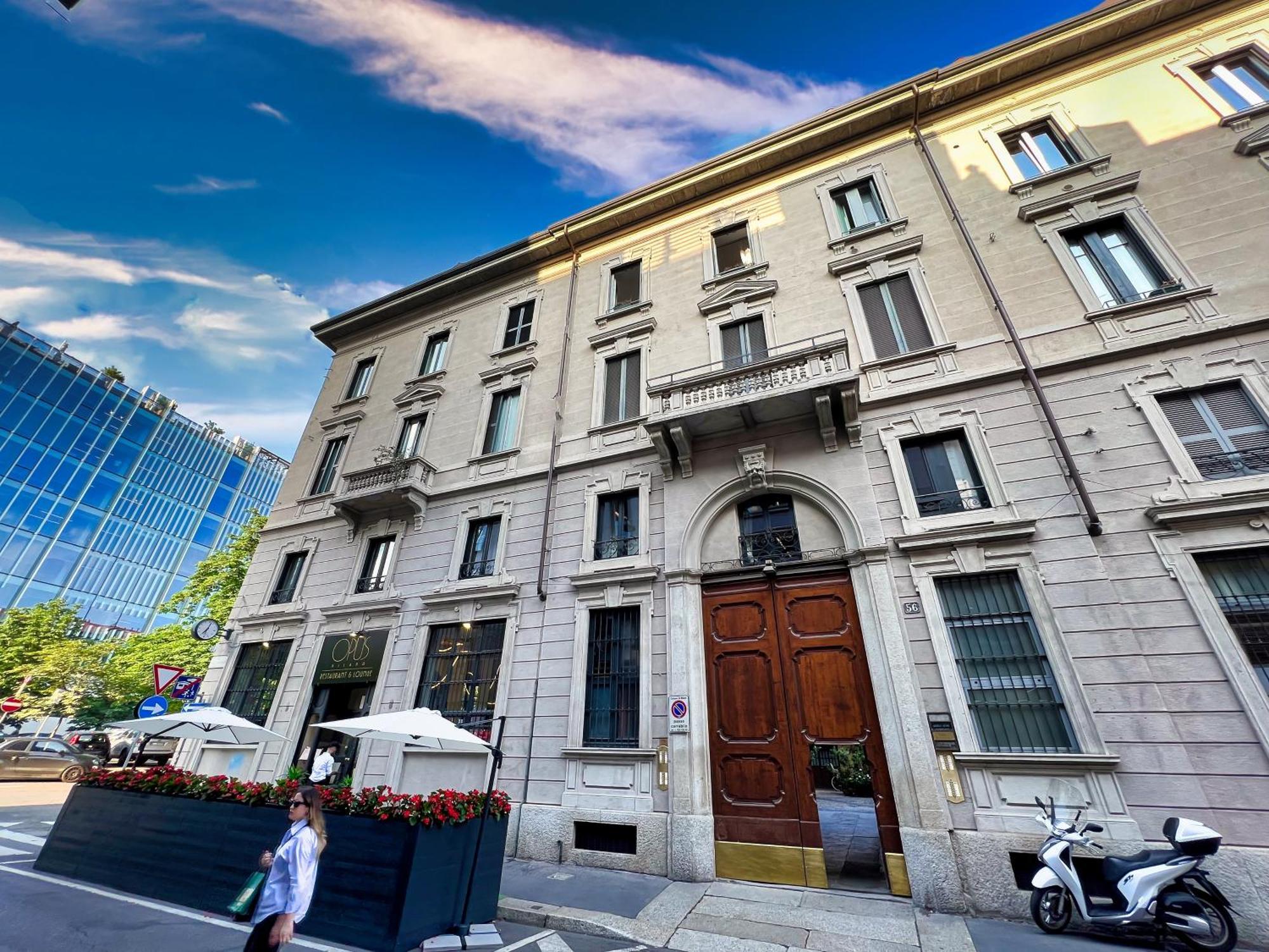 Taxi No-need - Metro, Train Station, Nightlife And Restaurants Apartment